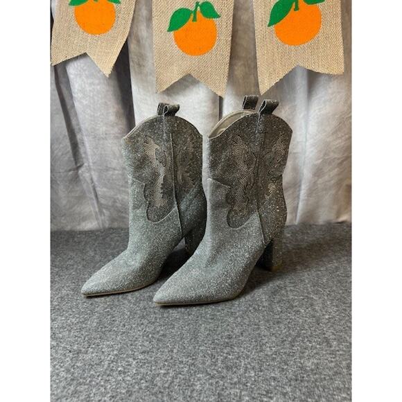MIA Silver Glittery Gypsy Women's Cowgirl Western Boots Size 7.5M - Picture 1 of 9